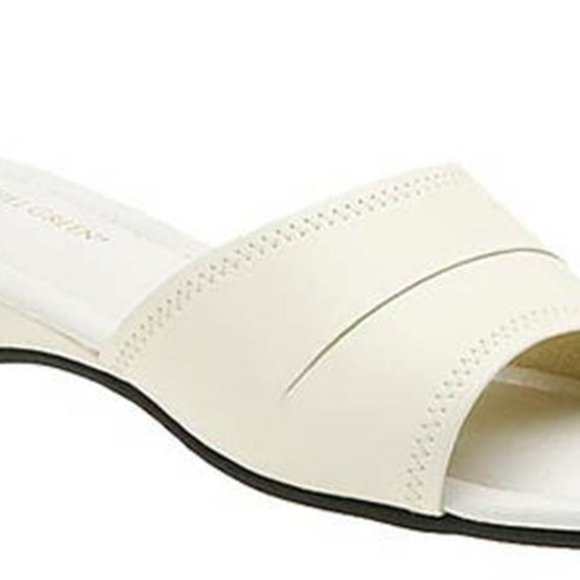 Daniel Green Slippers - Picture 2 of 2